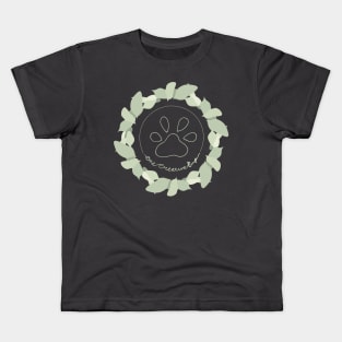 One Creative Pup Leaf Circle Kids T-Shirt